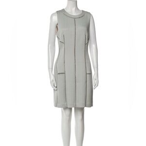 Rebecca Taylor Scoop Neck Embroidered
Knee-Length Light Gray Dress Size 4